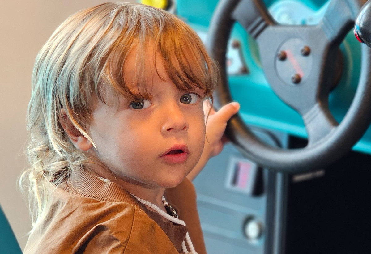 media.Arcade_Games_CFH_slide-2