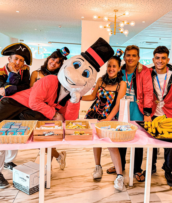 media.Gallery-DinaMerendina-1-CFH-TosiBeach-