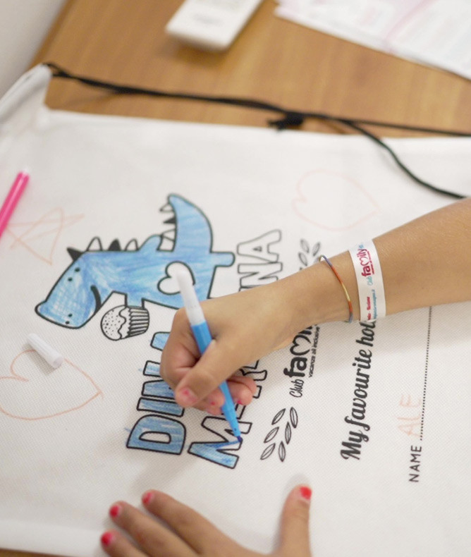 media.Gallery-DinaMerendina-2-CFH-TosiBeach-