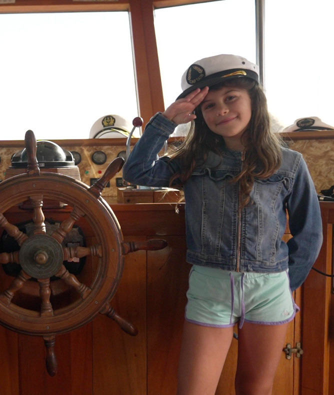 media.Gallery-familyboat-1-CFH-TosiBeach-