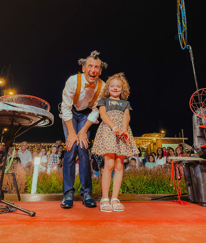 media.Gallery-Animazione-6-CFH-B.Riccione