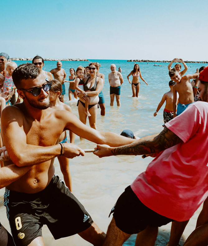 media.Gallery-Animazione-12-CFH-B.Riccione