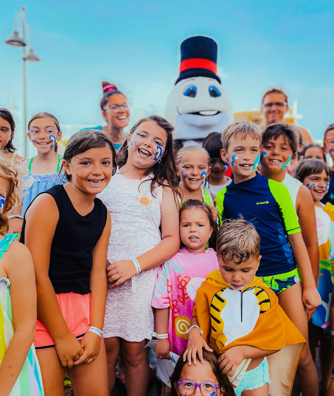 media.Gallery-Animazione-18-CFH-B.Riccione