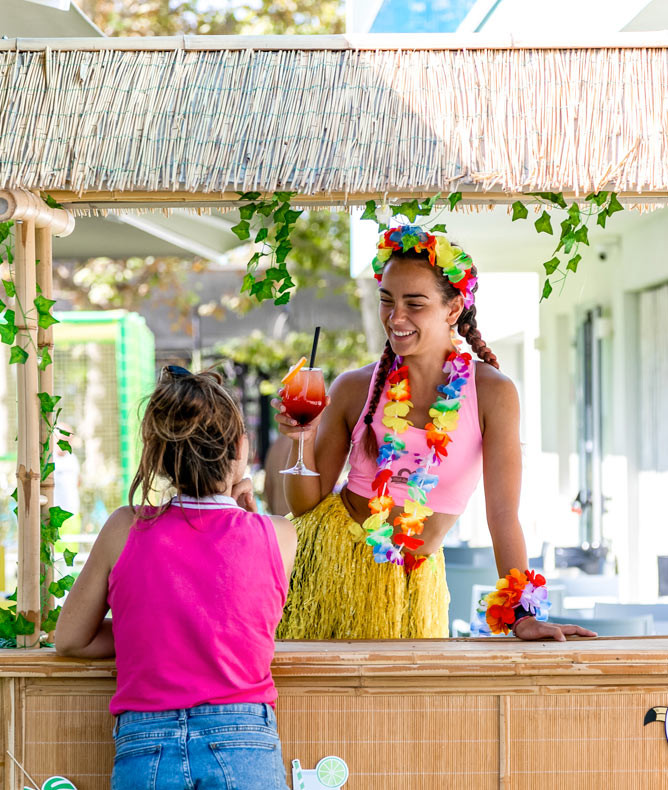 Hôtel Tosi Beach All Inclusive avec open bar boissons illimitées Club