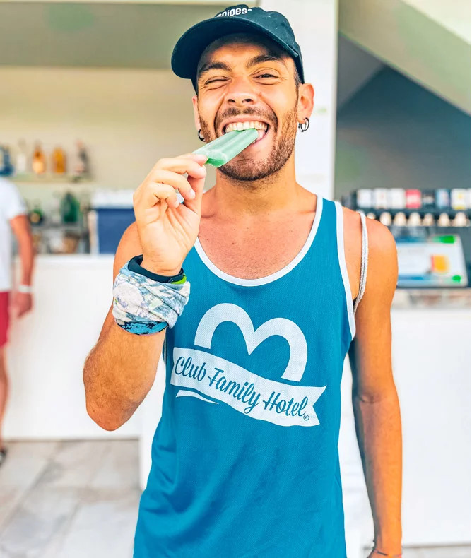 Tosi Beach All Inclusive with open bar unlimited drinks Club Family