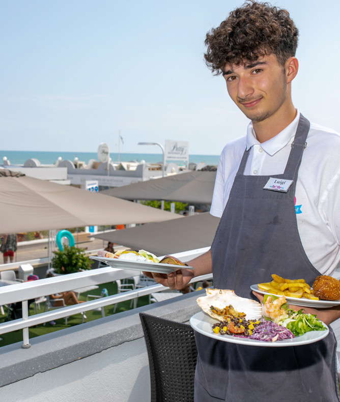 media.Gallery-Dine Around CFH-4