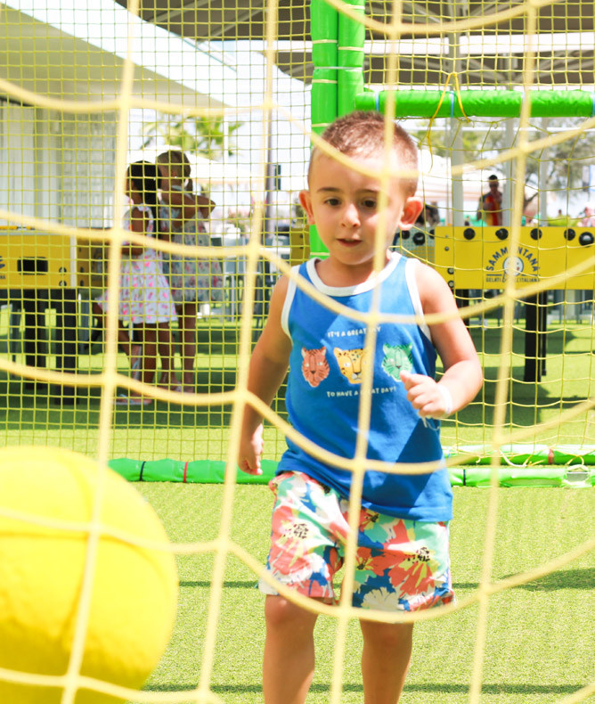 media.Gallery-Playground-_1CFH_TosiBeach